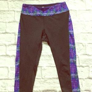Lularoe Jade Capri Workout Leggings